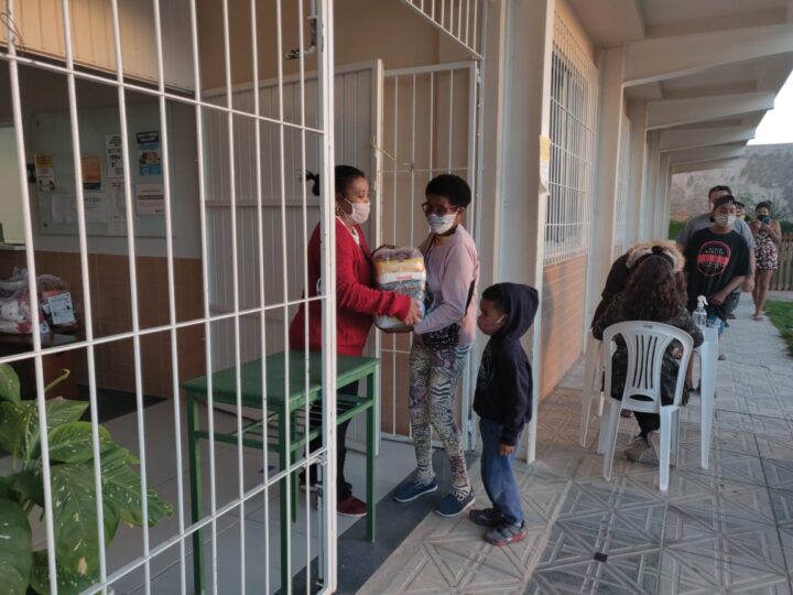 Entrega de Cestas Básicas